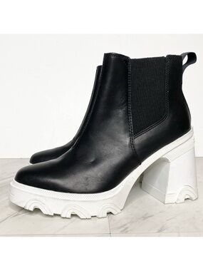 Sorel Brex Black White Leather Heeled Chelsea Bootie 7 1/2